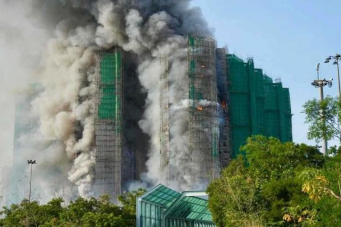 حريق ضخم في تاي بو بهونغ كونغ يخلف ما لا يقل عن 55 قتيلا وعشرات المفقودين