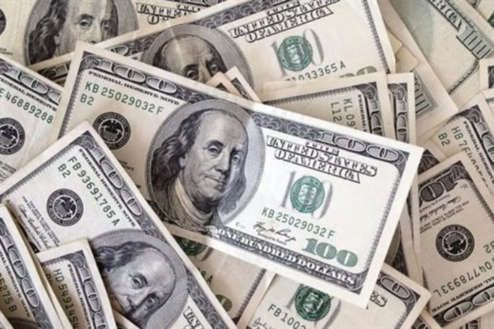 الدولار الأمريكي يسجل تراجعا مع توقعات بخفض الفائدة مستقبلا