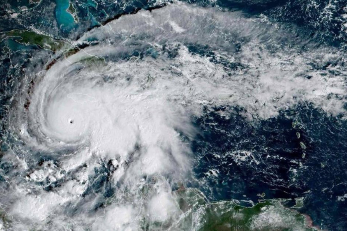 إعصار ميليسا يودي بحياة العشرات في جامايكا ويضرب منطقة البحر الكاريبي إعصار ميليسا يودي بحياة العشرات في جامايكا ويضرب منطقة البحر الكاريبي