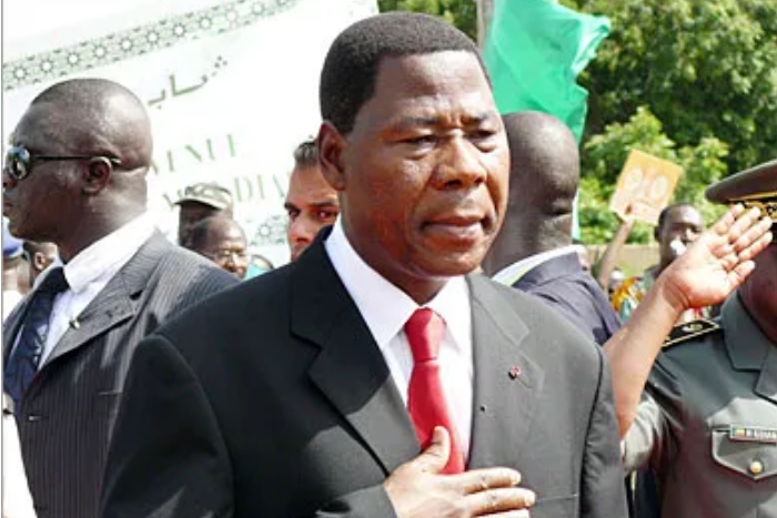  إلقاء القبض على نجل الرئيس البينيني السابق بوني يايي في منزله