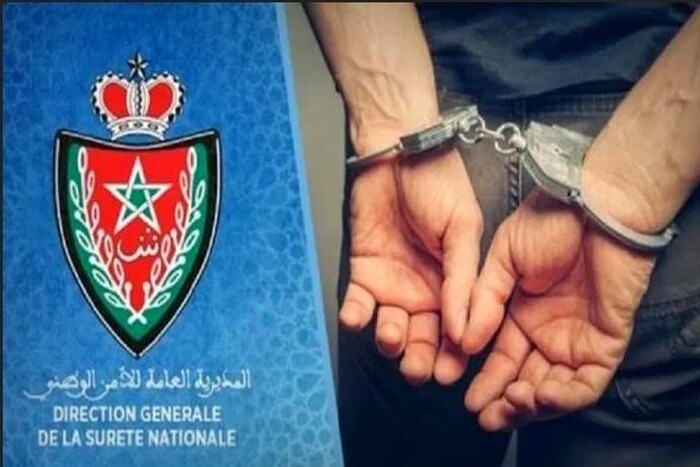 توقيف مشتبه في تسيير مجموعات بواتساب تعمل على تلقي وتسريب أجوبة امتحانات البكالوريا توقيف مشتبه في تسيير مجموعات بواتساب تعمل على تلقي وتسريب أجوبة امتحانات البكالوريا