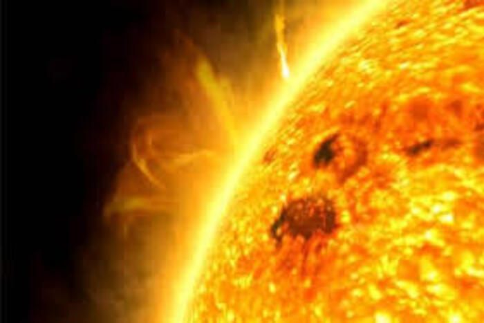 تحذير عاجل  الأرض على موعد مع أقوى عاصفة مغناطيسية هذا العام