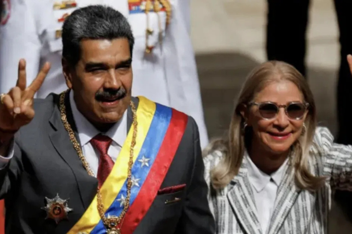 ترامب يعلن عن القبض على مادورو وزوجته في عملية عسكرية أمريكية