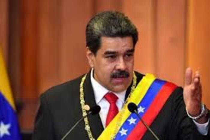 نيكولاس مادورو يمثل أمام أمام قاض بنيويورك