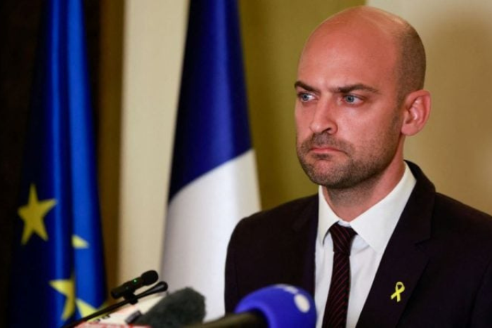 وزير الخارجية الفرنسي يحذر من خطر على النظام السياسي الأوروبي في خطاب السفراء السنوي