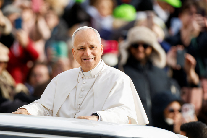 بابا الفاتيكان يندد باستخدام القوة لفرض الهيمنة على دول ذات سيادة