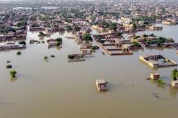 خسائر فيضانات الموزنبيق تؤجل الدخول المدرسي بهذا البلد الإفريقي