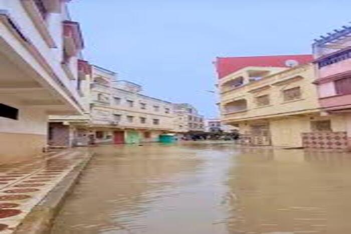 الجهود تتظافر بالقصر الكبير لدرء خطر فيضان واد اللكوس