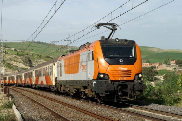 خدمة نقل مجانية بالقطار لساكنة القصر الكبير