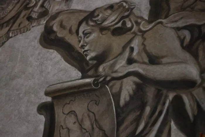 إيطاليا تحقق في ترميم لوحة لملاك في كنيسة كي يشبه رئيسة الوزراء ميلوني