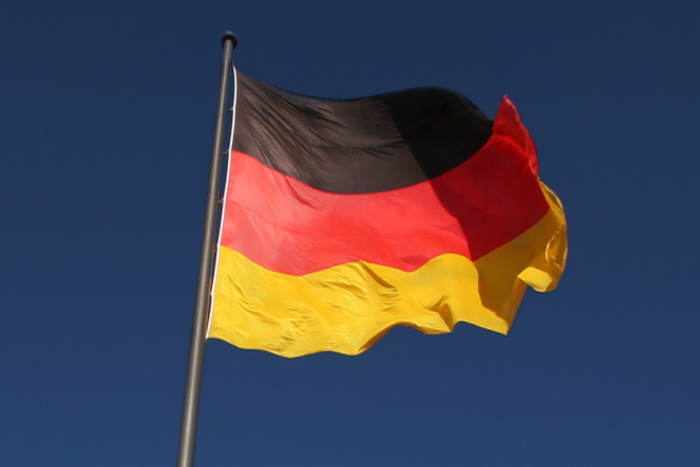 اعتقال روماني ويوناني للاشتباه في تخريبهما سفن حربية ألمانية