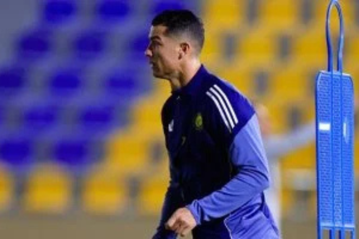 رونالدو ينهي احتجاجه ويعود إلى تدريبات النصر