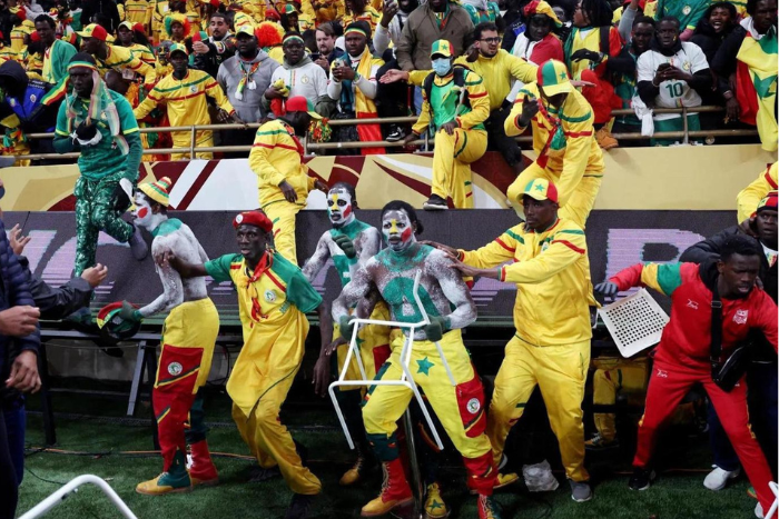 سجن 18 مشجعا سنغاليا في المغرب يثير موجة غضب في داكار