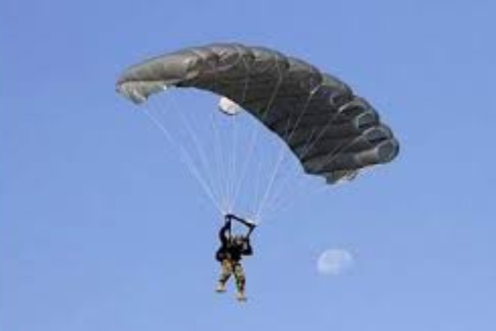 رياضة القفز بالمظلات بتارودانت تجربة فريدة عبر العالم