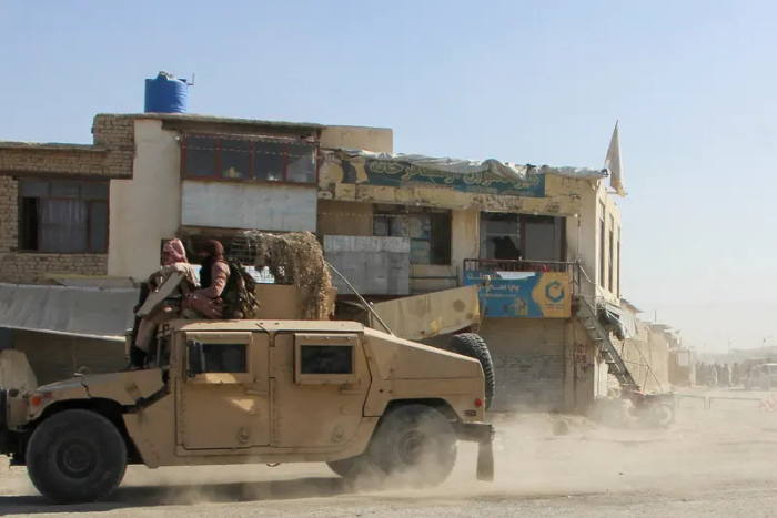 تصعيد غير مسبوق بين باكستان وطالبان إسلام آباد تعلن حربا مفتوحة