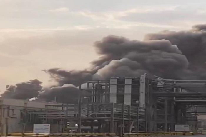 مصدر مسؤول بوزارة الطاقة السعودية  السيطرة على حريق محدود في مصفاة رأس تنورة