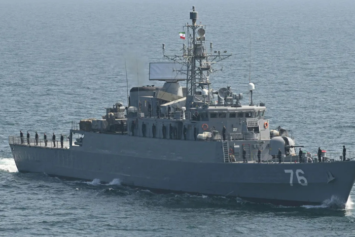 واشنطن تعلن إغراق فرقاطة إيرانية قبالة سواحل سريلانكا