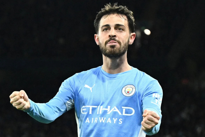 برناردو سيلفا يقترب من توديع مانشستر سيتي بعد تسع سنوات حافلة