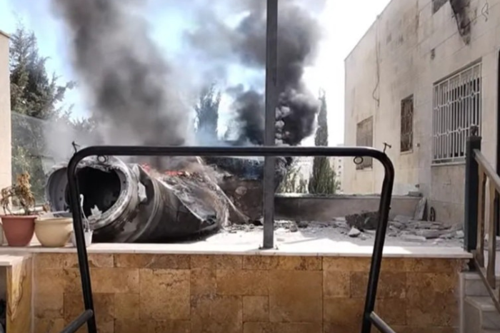 الأردن يتعامل مع 234 حادث سقوط شظايا ويؤكد اعتراض معظم الصواريخ والمسيرات الإيرانية