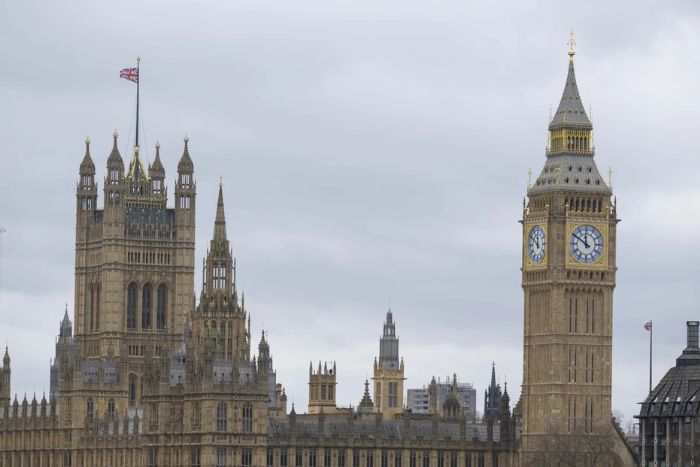 تحذيرات بريطانية من تهديد إيراني مستمر للأمن الداخلي