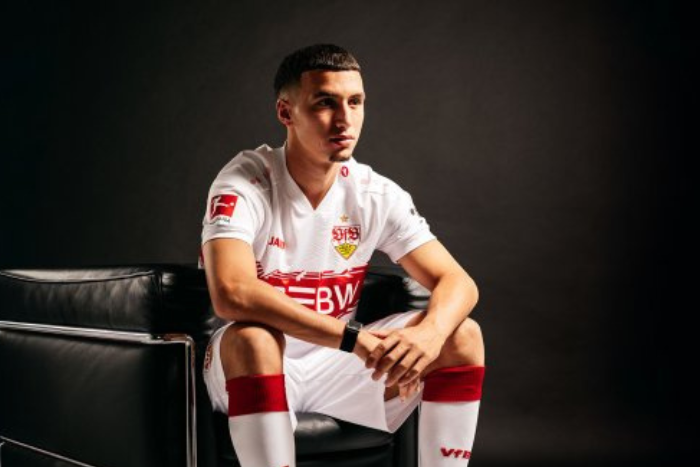 شتوتغارت يضم الدولي المغربي بلال الخنوس بشكل نهائي بعقد حتى 2030