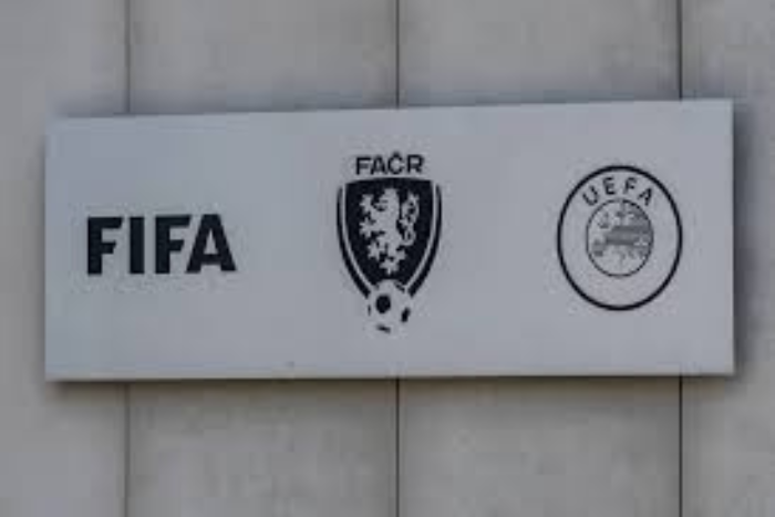 اتهام 32 شخصا في التشيك بالتلاعب بنتائج مباريات كرة القدم