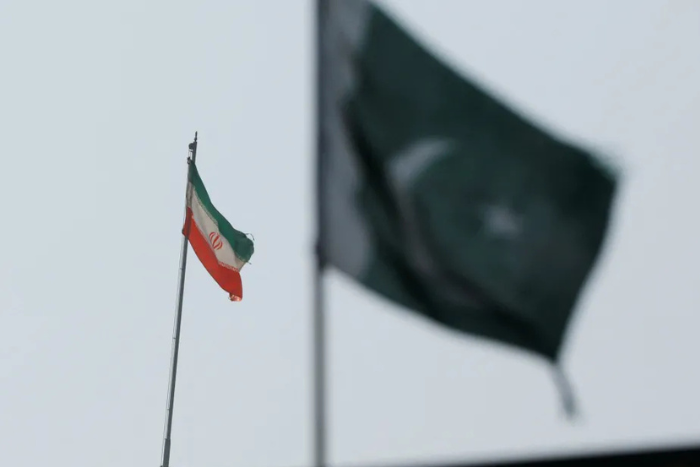 تحرك دبلوماسي رباعي في إسلام آباد لاحتواء التصعيد في الحرب على إيران