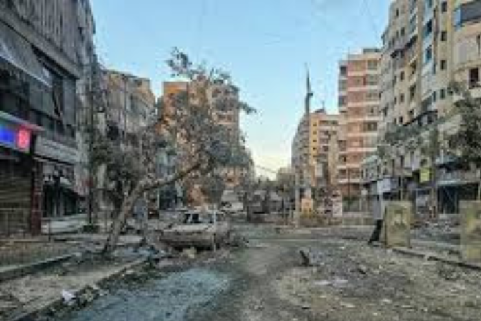 إقالة قيادات أمنية في العراق وفتح تحقيق بعد استهداف مطار بغداد بالصواريخ