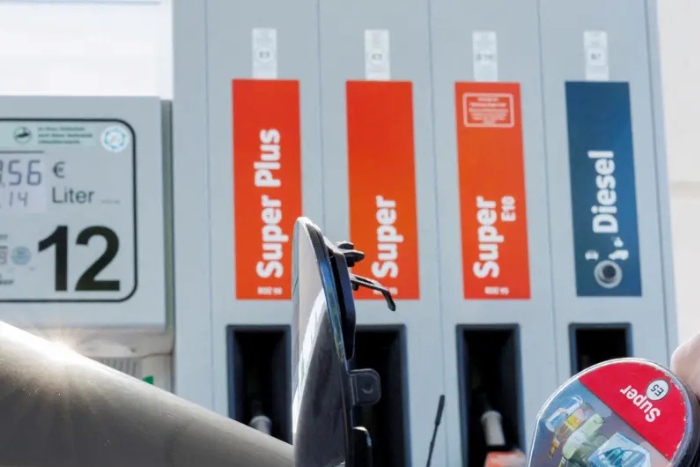 أسعار البنزين تشهد ارتفاعا  بالولايات المتحدة