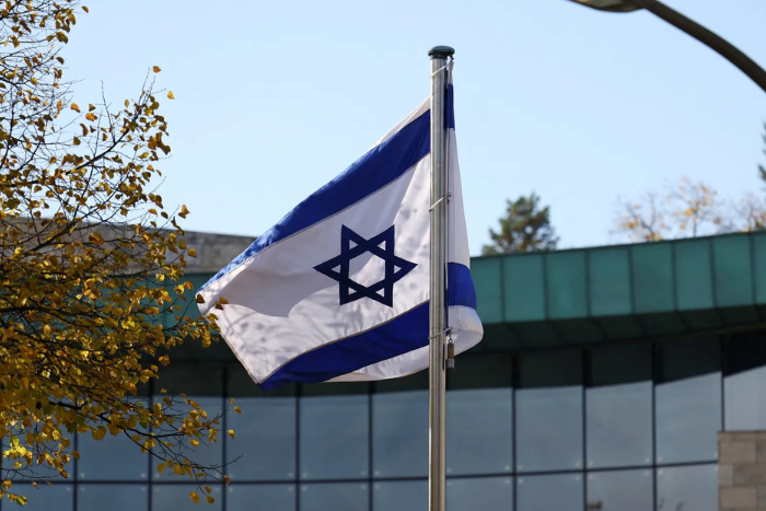 اتهام ثلاثة إسرائيليين بالتخابر مع جهات معادية خلال الحرب