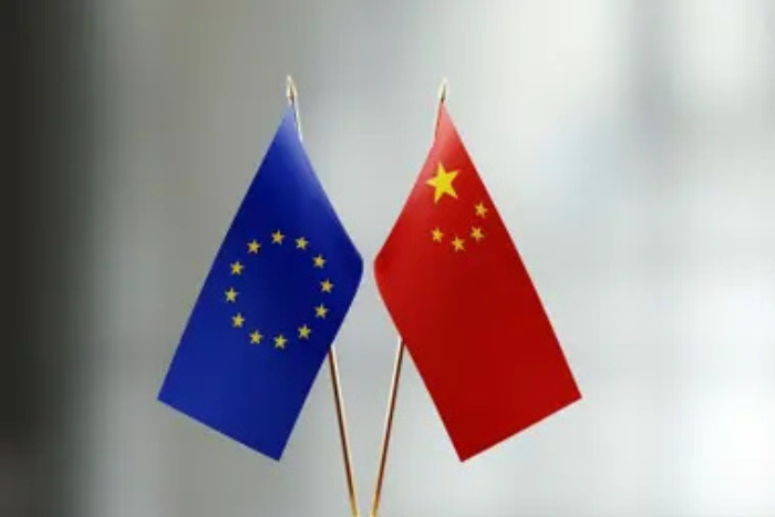 فرنسا تندد بإعدام أحد مواطنيها في الصين وتؤكد رفضها لعقوبة الإعدام