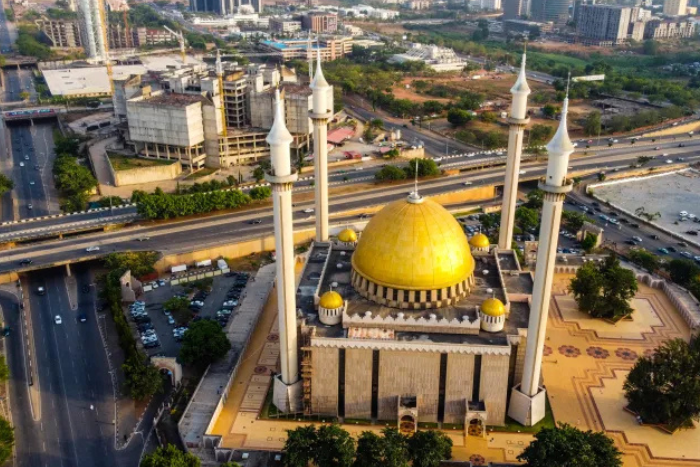 واشنطن تسمح بإجلاء موظفيها من أبوجا وتحذر من تصاعد التهديدات الأمنية في نيجيريا