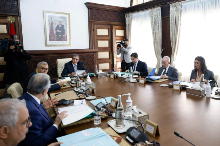 مجلس الحكومة يتدارس مشاريع قوانين تنظيمية ويواكب تنزيل التوجيهات الملكية