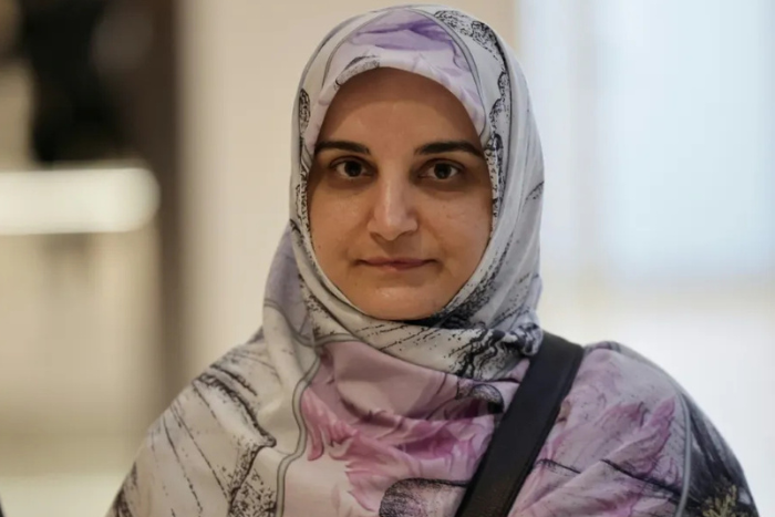 عودة إيرانية مدانة في فرنسا تزامنا مع إطلاق سراح فرنسيين من طهران