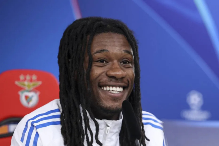 شنايدر ينتقد كامافينغا بشدة بعد إقصاء ريال مدريد من دوري الأبطال