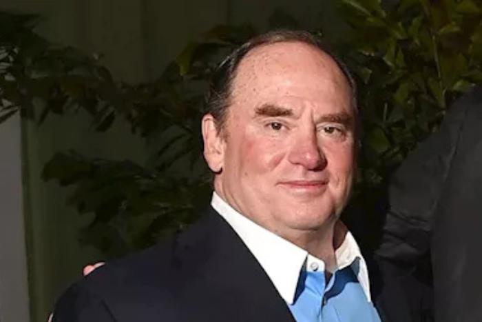 إقالة وزير البحرية الأمريكي بعد خلافات حول وتيرة بناء السفن