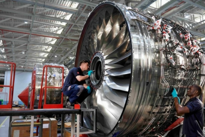 صيانة الطائرات: الدار البيضاء تحتضن أيام توظيف طيران الإمارات للتقنيين