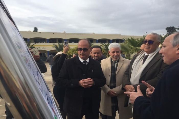 محمد سعد برادة يزور مؤسسات تربوبة بفاس 
